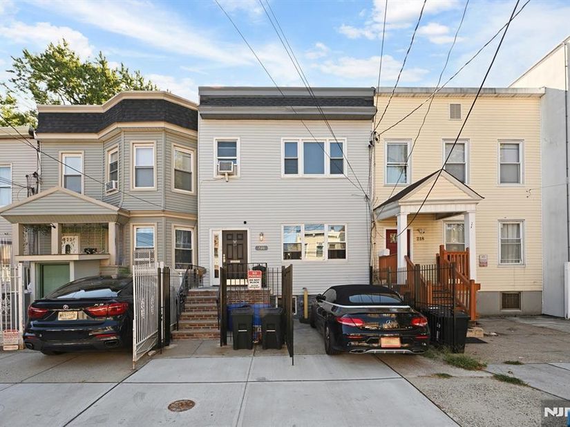220 Delaware Avenue, Jersey City NJ 07306