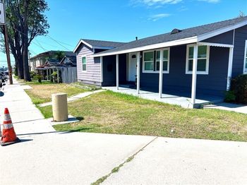 8603 Greenleaf