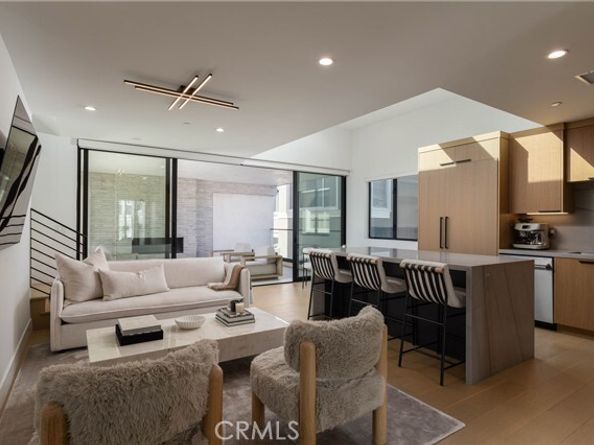 716 Orchid Avenue, Corona Del Mar (newport Beach) CA 92625