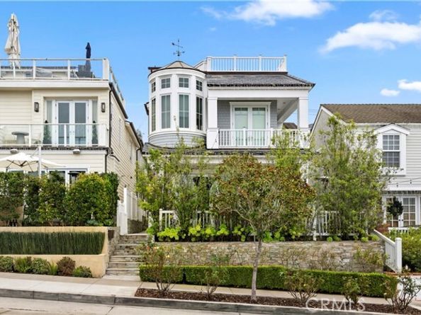 718 Poinsettia, Corona Del Mar (newport Beach) CA 92625