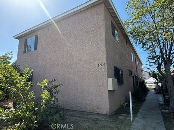 726 E 31st