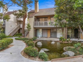 10551 Lakeside