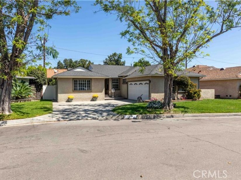 7811 Adoree, Downey CA 90242