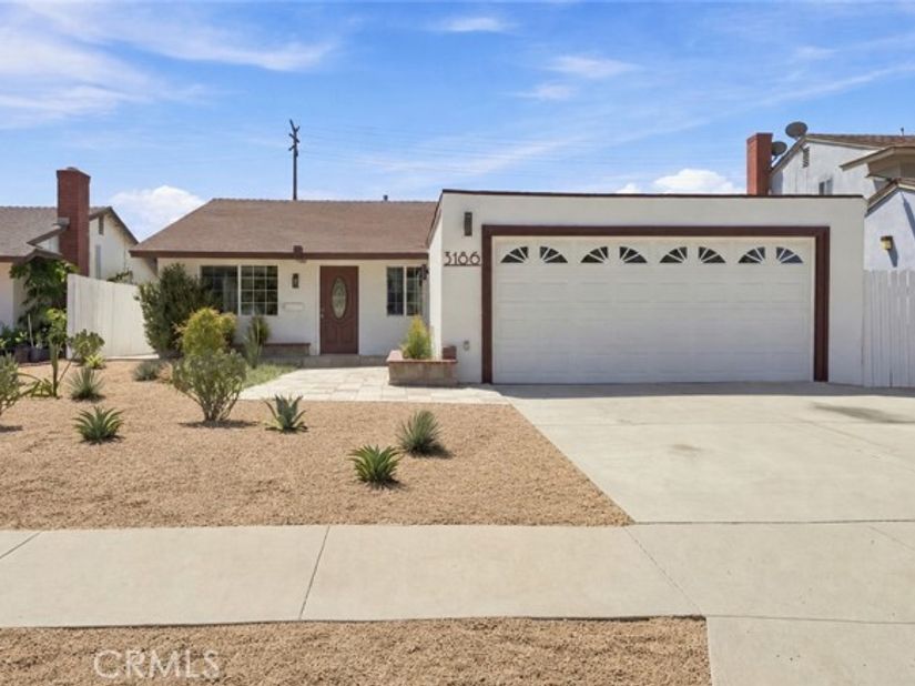 3186 E Radcliffe, Anaheim CA 92806