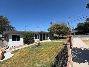 939 N Clementine