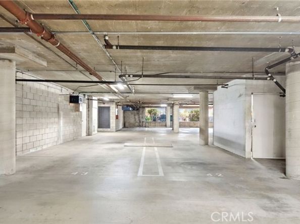 11127 La Maida 9, North Hollywood (los Angeles) CA 91601