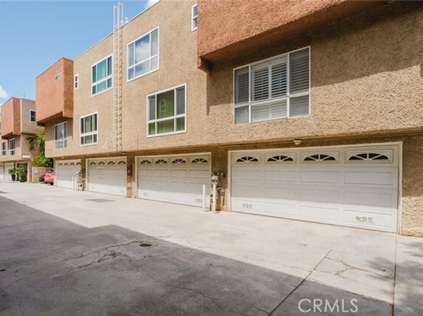 7319 Hazeltine Avenue 4, Van Nuys (los Angeles) CA 91405
