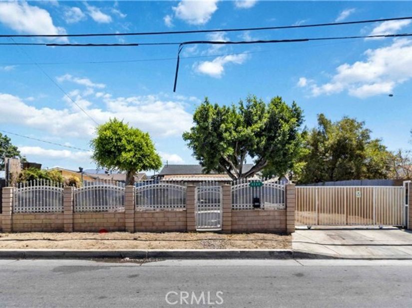 8250 Fair, Sun Valley (los Angeles) CA 91352