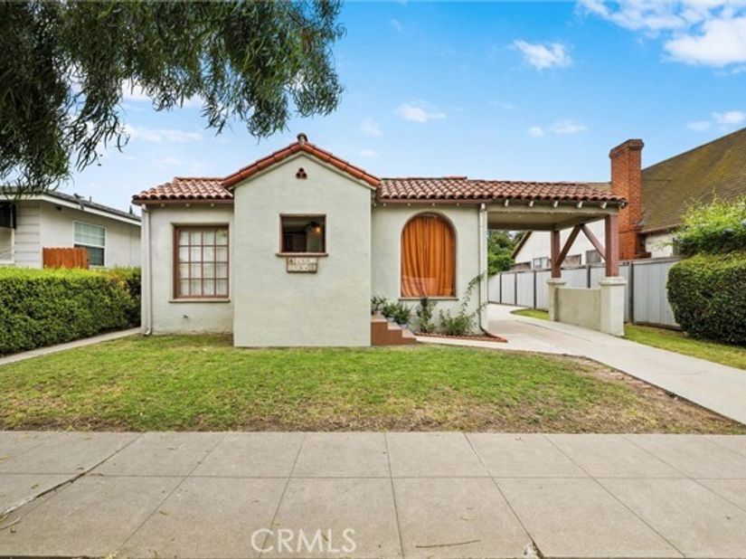 3562 Orange, Long Beach CA 90807