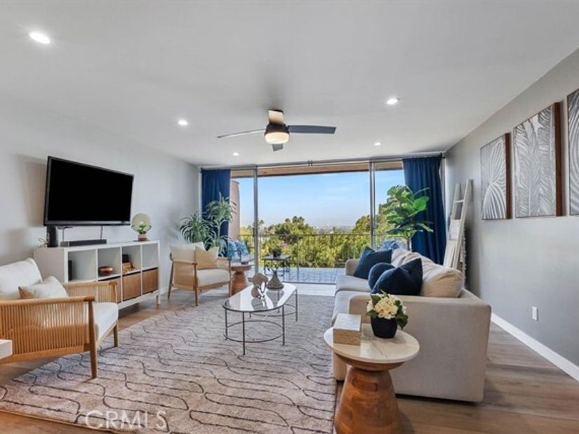 4567 Don Ricardo Drive, Los Angeles CA 90008