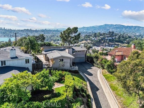 2377 Silver Ridge Avenue, Los Angeles CA 90039