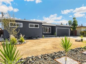 4038 N Orange