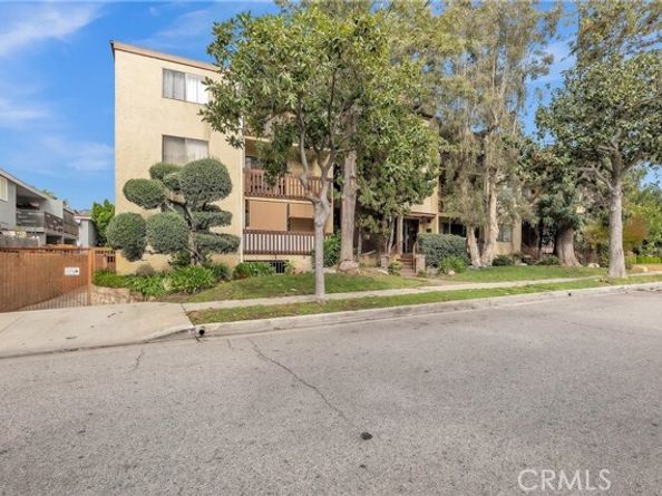 445 Ivy 204, Glendale CA 91204