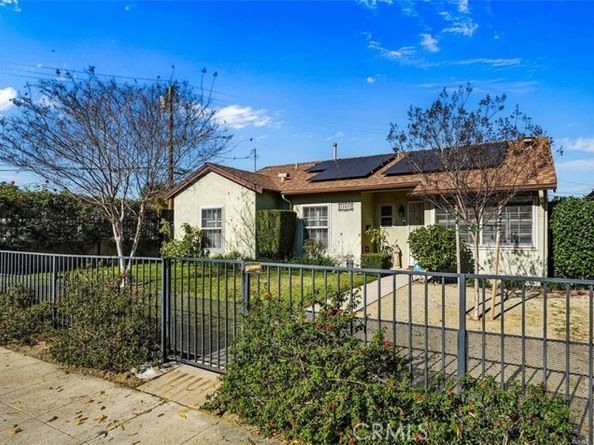 10857 Crockett Street, Sun Valley (los Angeles) CA 91352