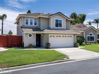 1893 Angeles Glen