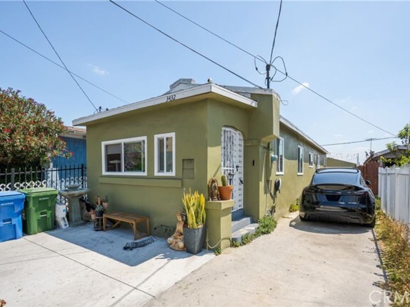 3432 Arlington, Los Angeles CA 90018