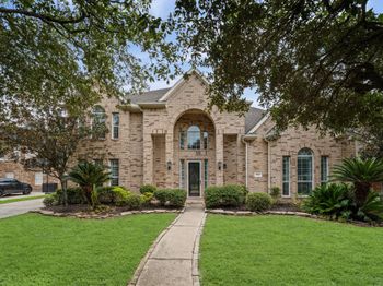 5510 Darschelle Drive