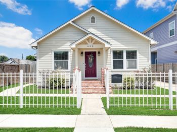 608 Jewett Street