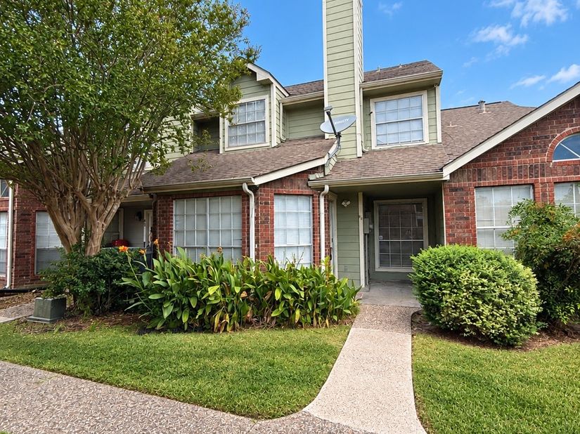 65 E Park West Drive, Houston TX 77072