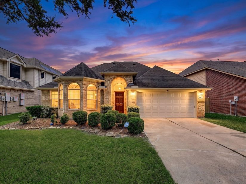 4619 Schiller Park Lane, Sugar Land TX 77479