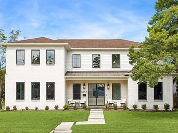 1030 Chamboard Lane