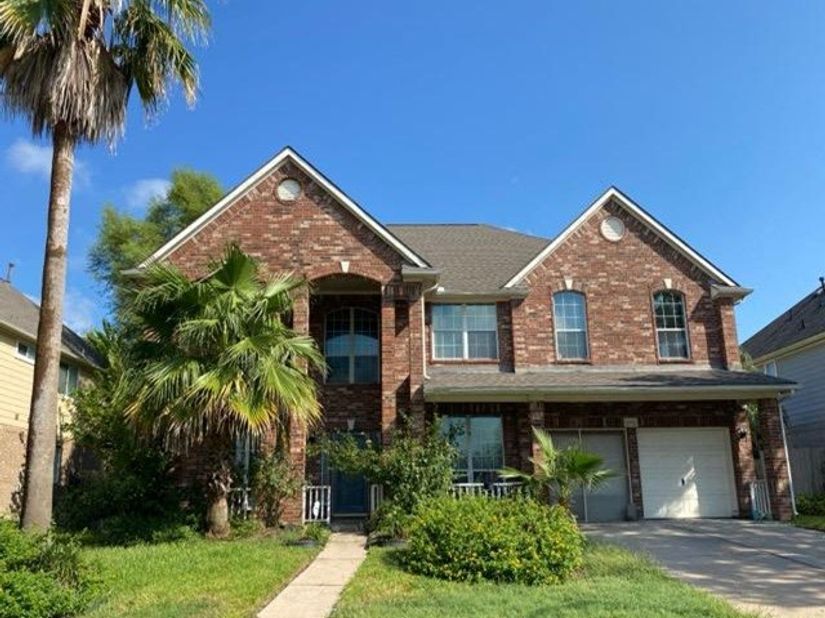 13922 Blue Vista Drive, Sugar Land TX 77498
