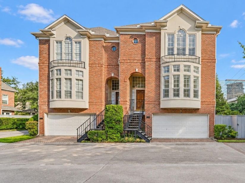 5202 Sagecircle Street S, Houston TX 77056