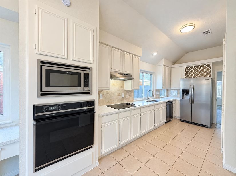 8623 Plum Lake Drive, Houston TX 77095