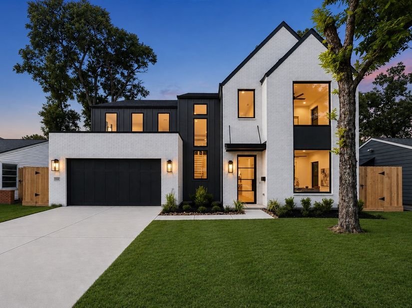 1212 Candlelight Lane, Houston TX 77018