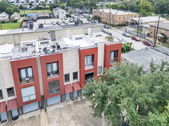 310 S Jensen Drive 2, Houston TX 77003