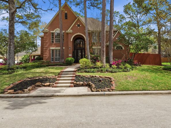 1802 Lofty Maple Trail, Kingwood TX 77345