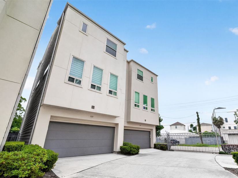 3127 Leeland Street, Houston TX 77003