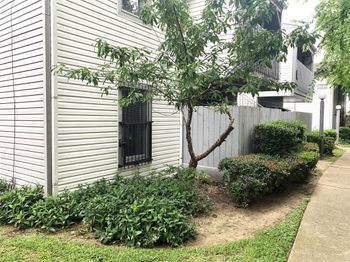 7200 Clarewood Drive