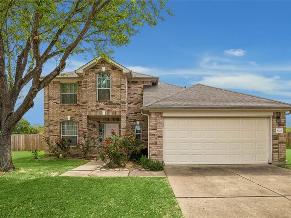 8327 Sonesta Point Lane, Houston TX 77083