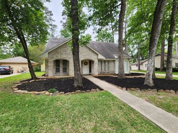 2182 Tree Lane