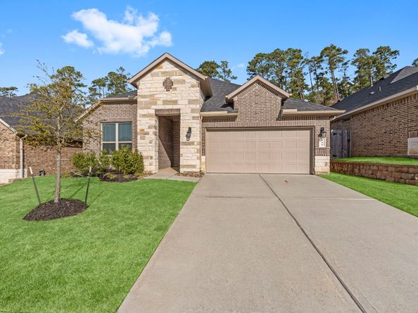 544 Newcomb Hollow Drive, Conroe TX 77304
