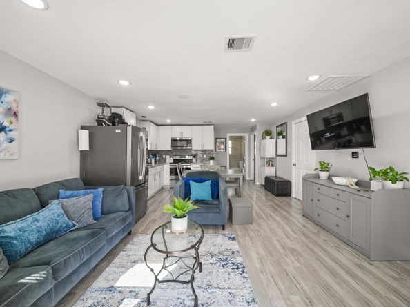 5605 Colfax Street, Houston TX 77020