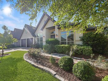 3920 Pinecrest Peak Drive