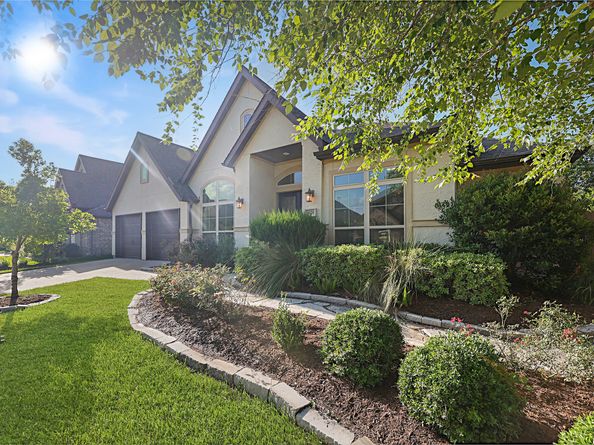 3920 Pinecrest Peak Drive, Spring TX 77386