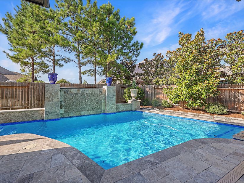 3920 Pinecrest Peak Drive, Spring TX 77386