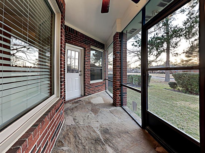 18407 Bluewater Cove Drive, Humble TX 77346
