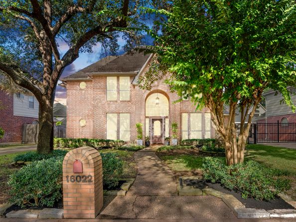 16022 Winchmore Hill Drive, Spring TX 77379