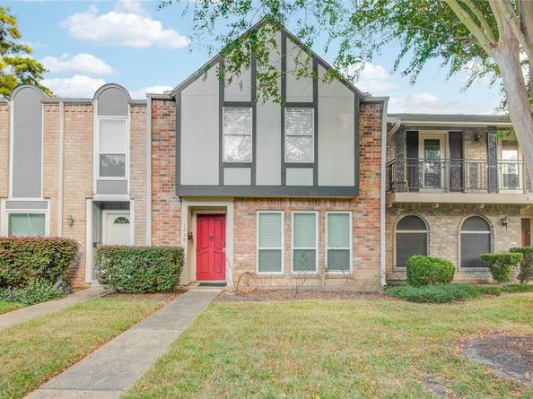 1334 Country Place Drive, Houston TX 77079