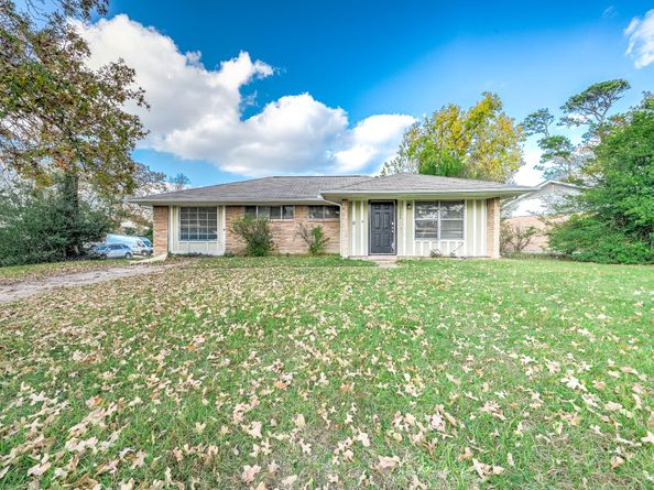 7203 Gore Drive, Houston TX 77016