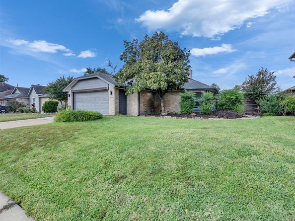 1406 Rushworth Drive, Houston TX 77014