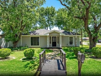 9402 Alcott Drive