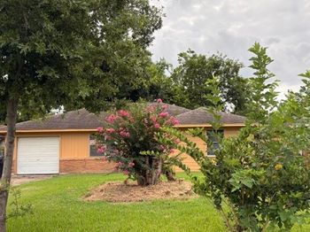1823 Pleasantville Drive