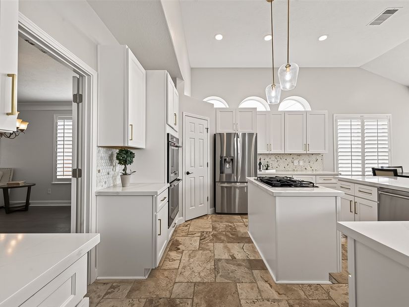 827 Annies Way, Sugar Land TX 77479