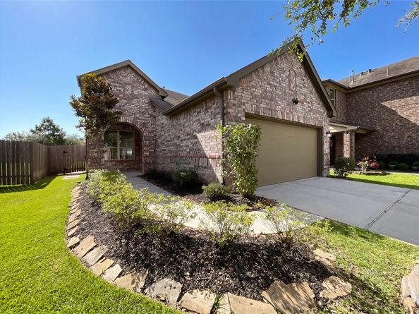 18813 Genova Bay Court, New Caney TX 77357