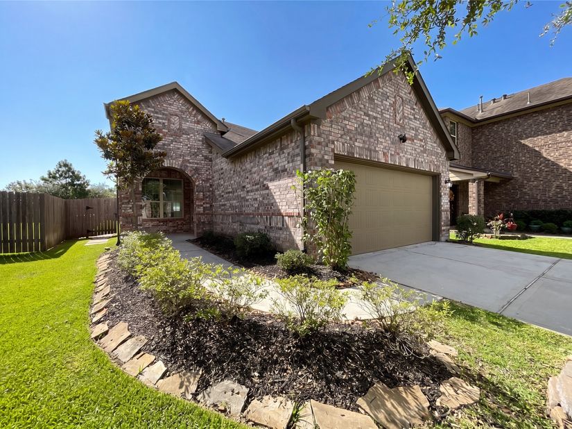 18813 Genova Bay Court, New Caney TX 77357